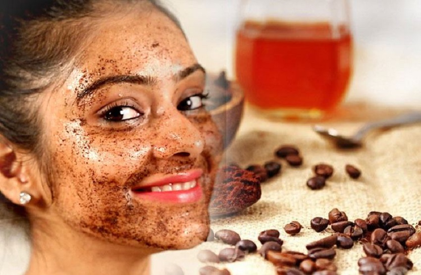 Does Face Wash Remove Dead Skin: Exfoliating with Coffee Grounds