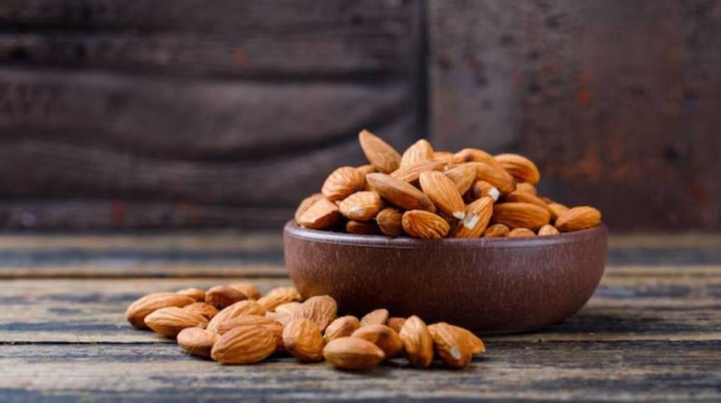Top 8 Skin Benefits of Eating Soaked Almonds Daily